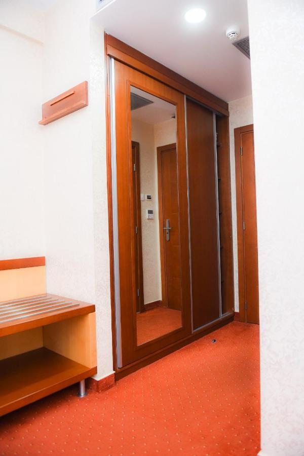 Hotel Marshal Niksic Ngoại thất bức ảnh