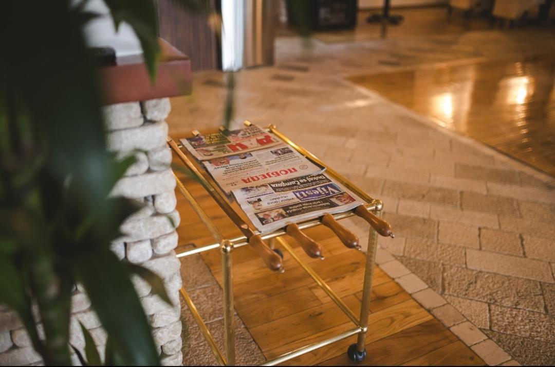 Hotel Marshal Niksic Ngoại thất bức ảnh